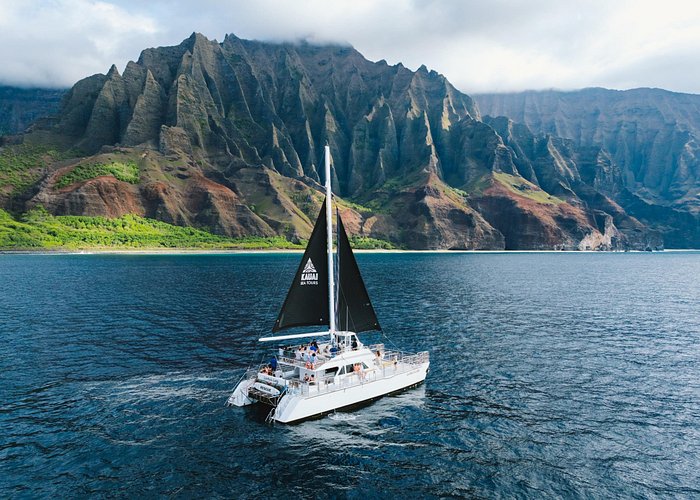 Tour Na Pali on the Lucky Lady